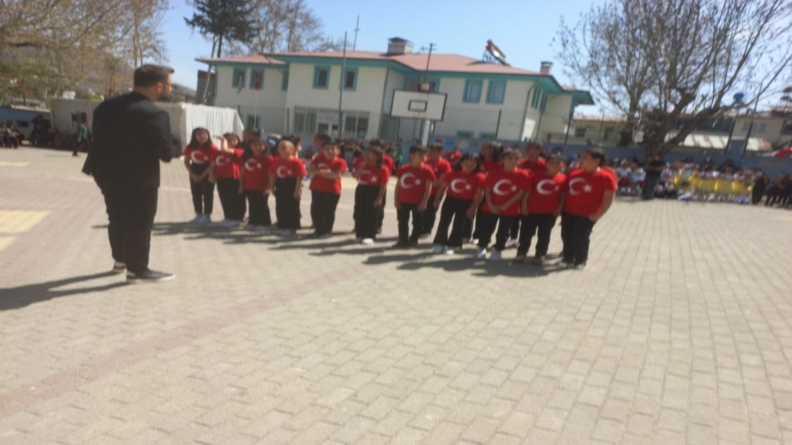 23 Nisan Ulusal Eğemenlik ve Çocuk Bayramı